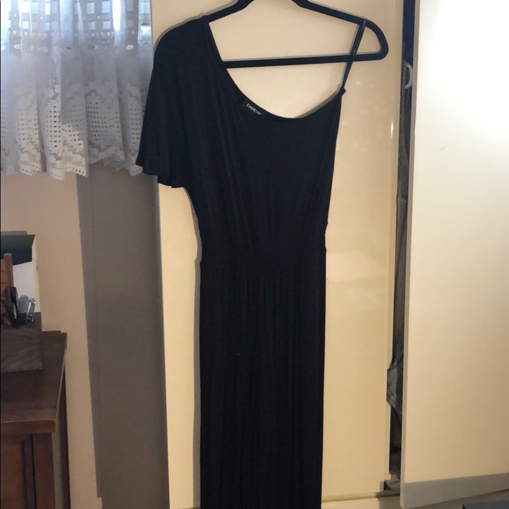 Bebe one shoulder jumper